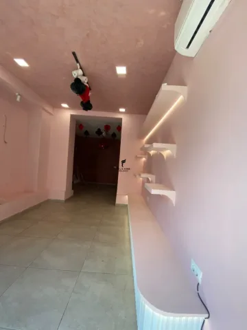 Tirane, jepet me qera dyqan Kati 0, 31 m² 650 € (MINE PEZA)