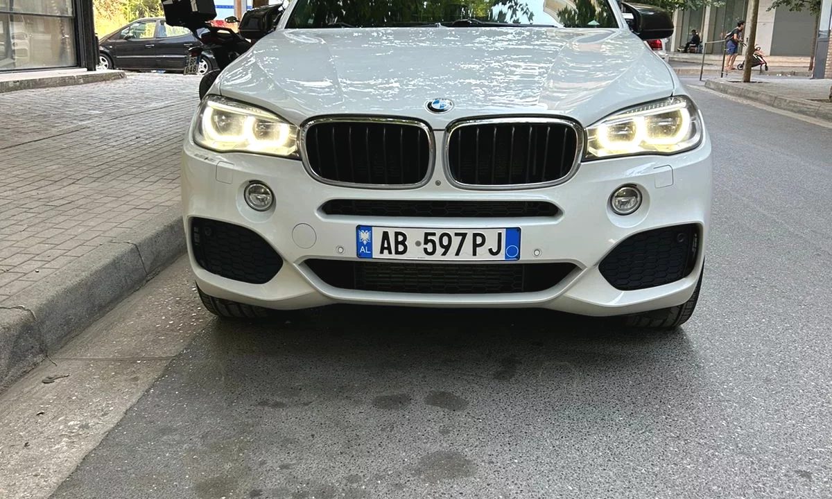 SHITET BMW X5 (2014) — Benzine/Gaz, 5 Vende