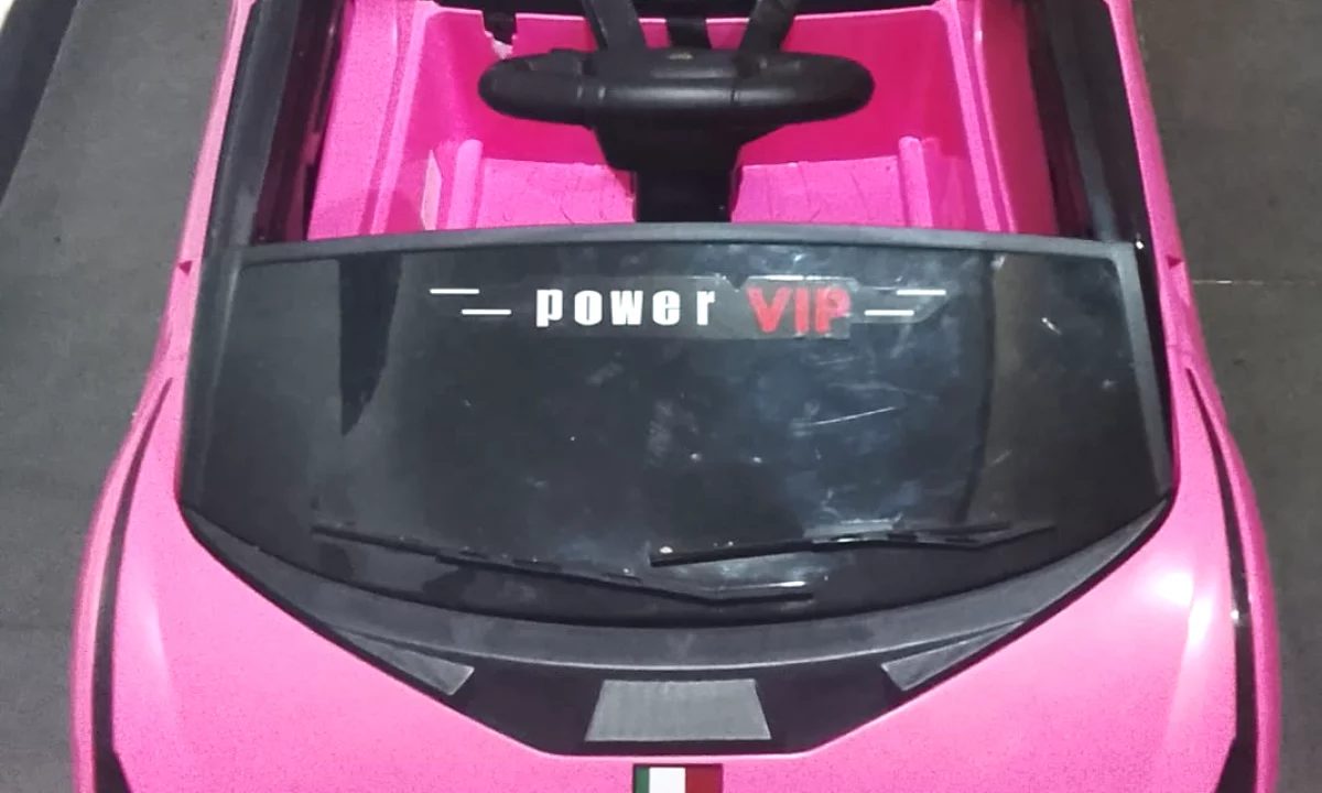 Shitet makine per femije