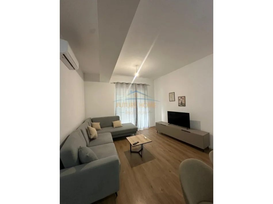 Tirane, jepet me qera apartament 1+1+Ballkon Kati 1, 59 m² 420 € (Ali Demi)