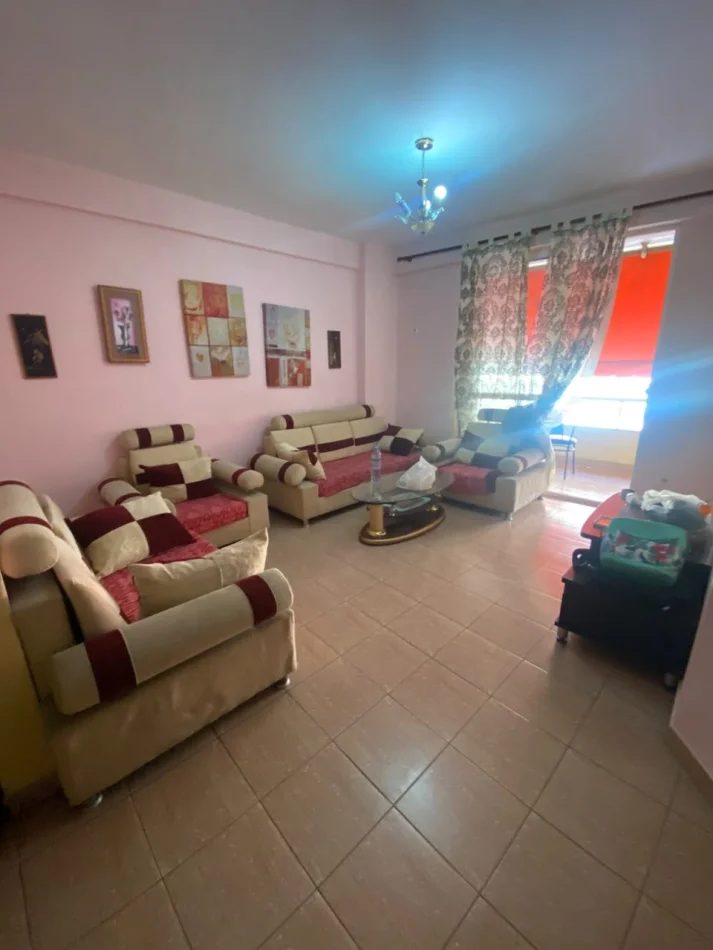 Tirane, jepet me qera apartament 1+1 Kati 1, 73 m² 400 € (Astir)