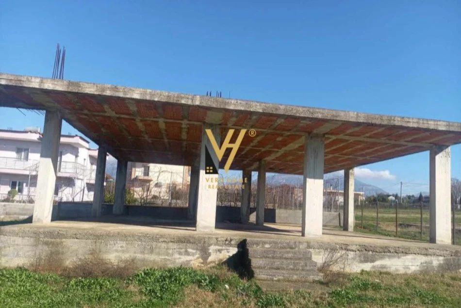 Tirane, shitet truall , 1.000 m² 82.400 € (KAMEZ)