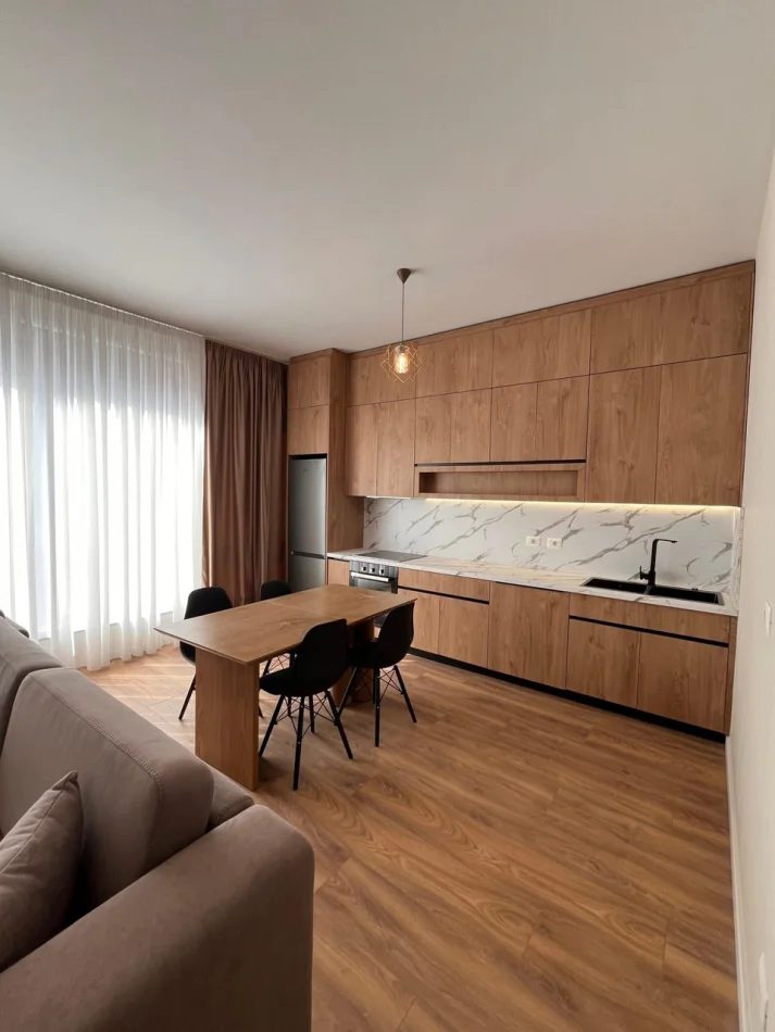 Tirane, jepet me qera apartament 1+1 Kati 2, 70 m² 750 € (Siri Kodra)
