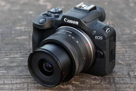 Tirane, oferte Canon Eos R100
