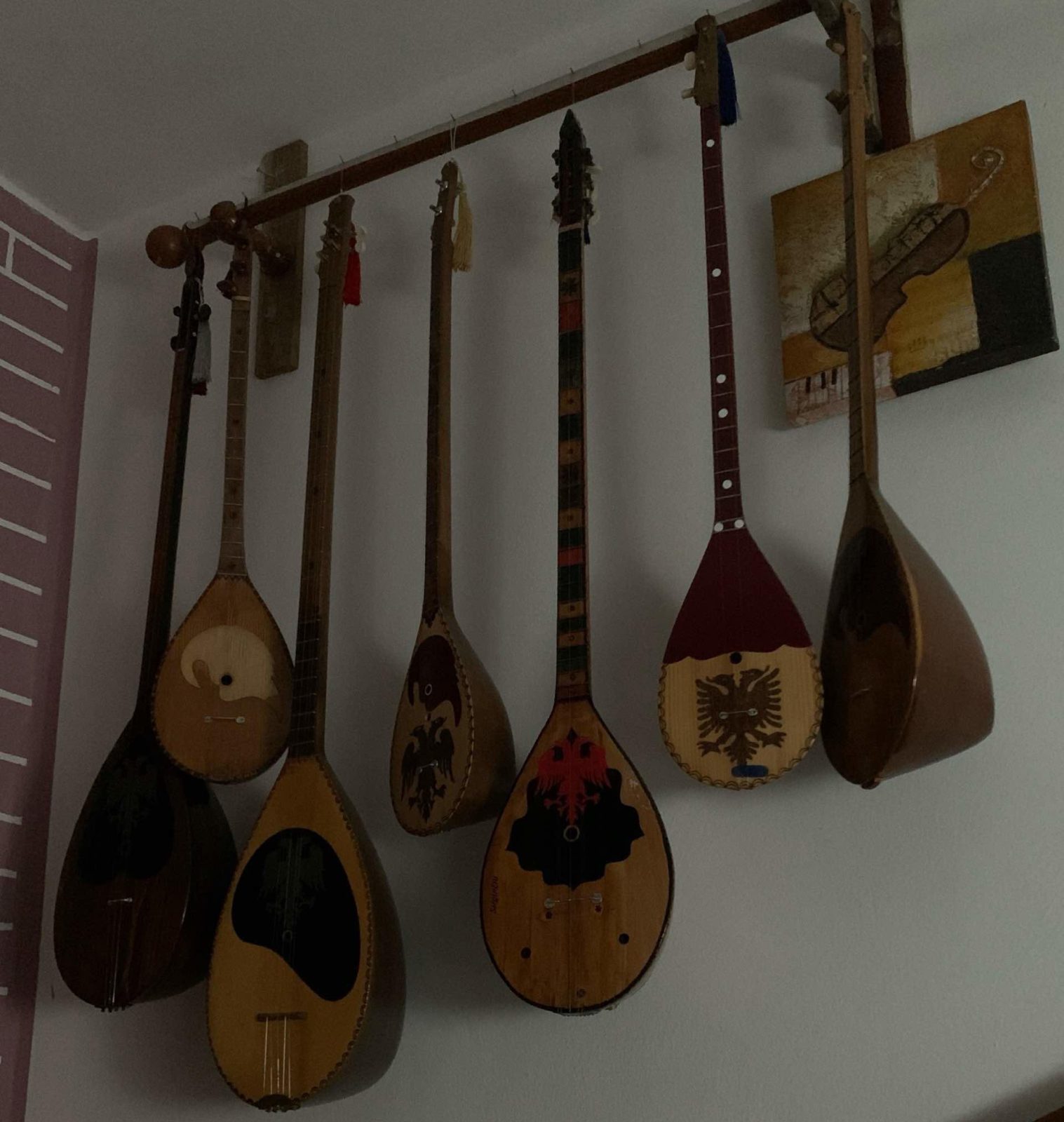 Cifteli dhe sharki profesionale