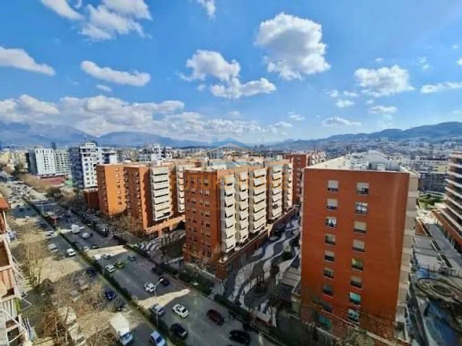 Tirane, shitet ambjent biznesi Kati 0, 222 m² 910.000 € (Rruga e Kavajes)