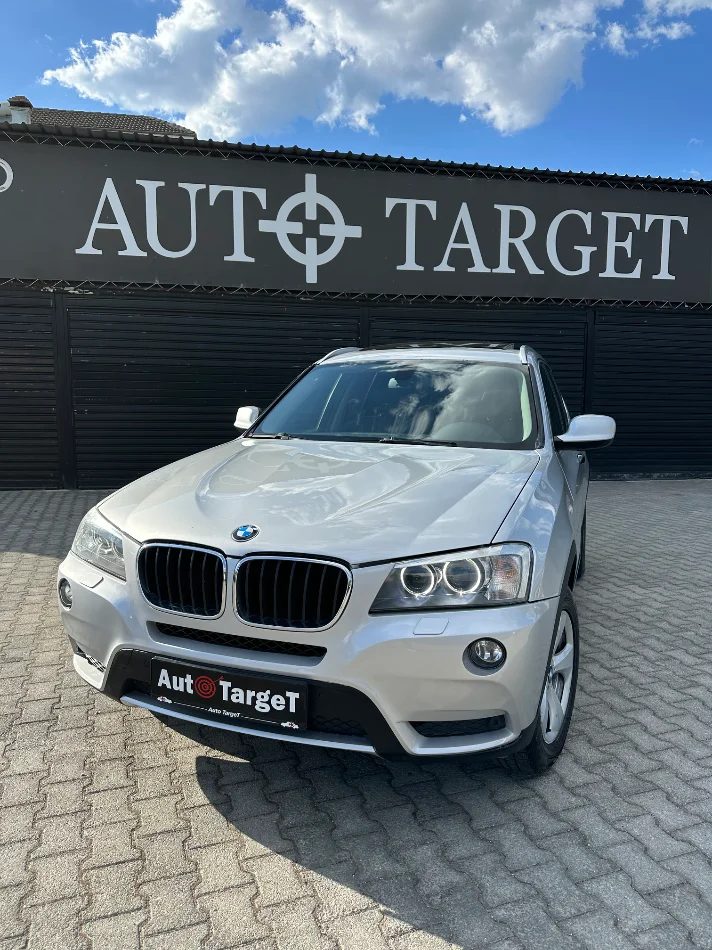 Tirane, BMW X3 2.0d xDrive, Viti 2012, Automat 7.800 €