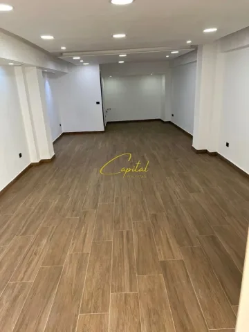Tirane, shitet dyqan Kati -1, 57 m² 135.000 € (ISH EKSPOZITA)