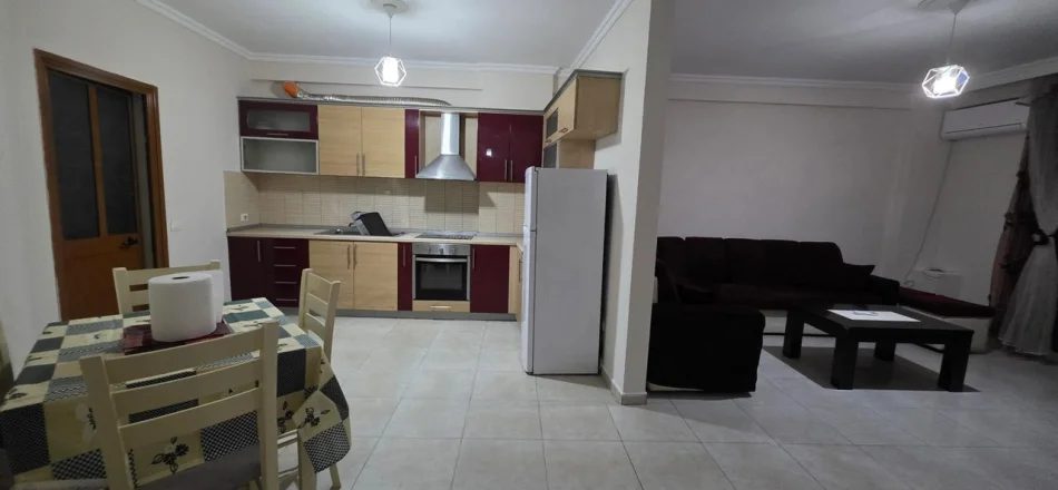 Tirane, jepet me qera apartament 1+1 Kati 4, 70 m² 450 € (Astir)