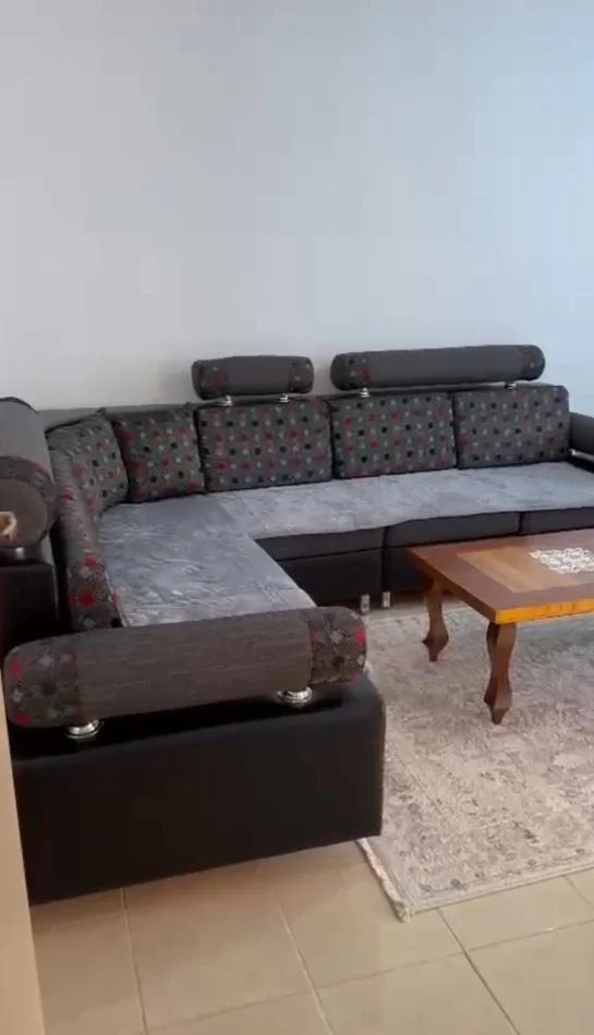 Tirane, shitet apartament 1+1 Kati 2, 54 m² 115.000 € (Shkolla e Bashkuar)