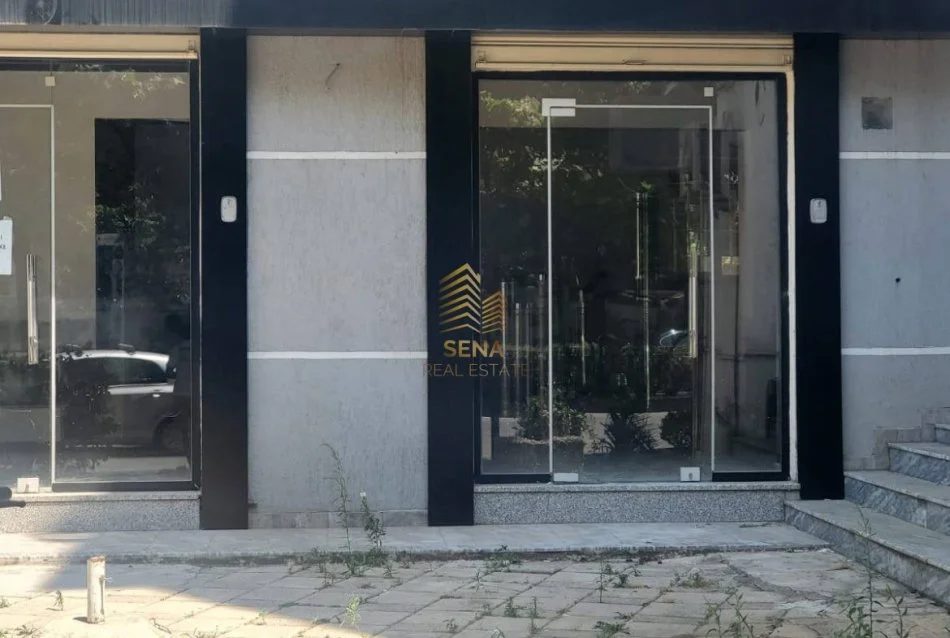 Tirane, shitet ambjent biznesi Kati 0, 50 m² 180.000 € (Pazari i Ri, prane Shkolles se Kuqe)