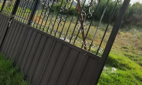 shitet Porta Jashtme per Oborr – Durres