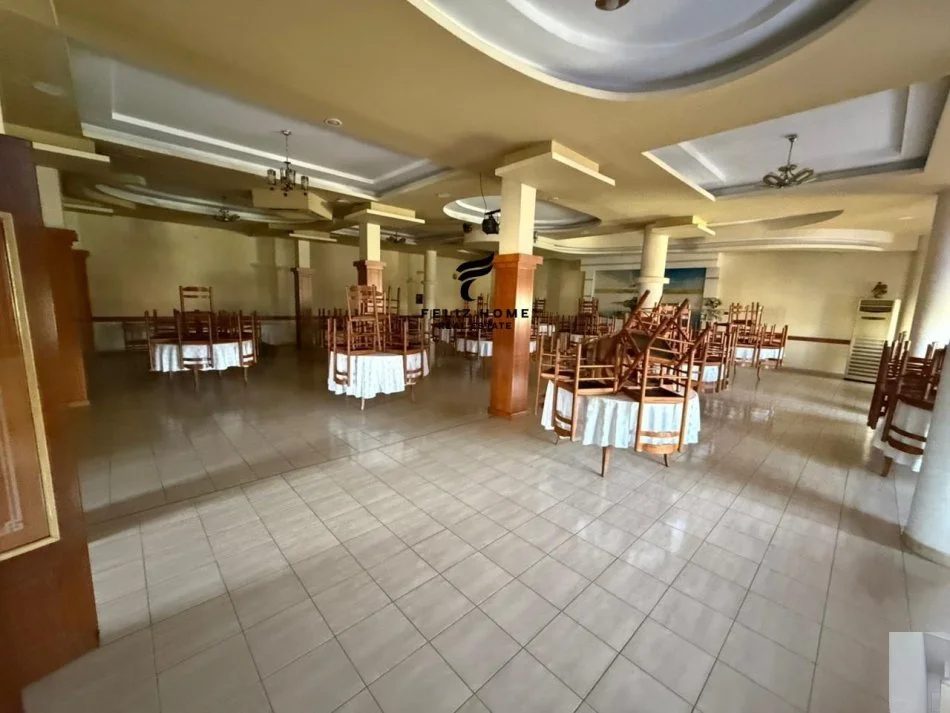 Tirane, jepet me qera bar-resorant Kati 2, 500 m² 3.500 € (INSTITUT)
