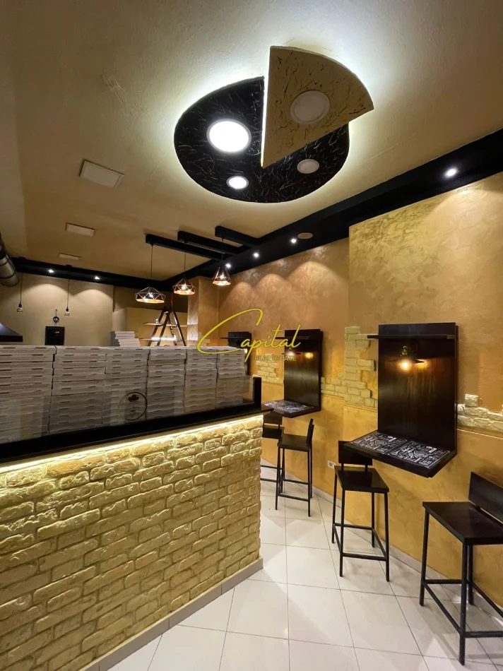 Tirane, jepet me qera ambjent biznesi Kati 0, 50 m² 400 € (50)