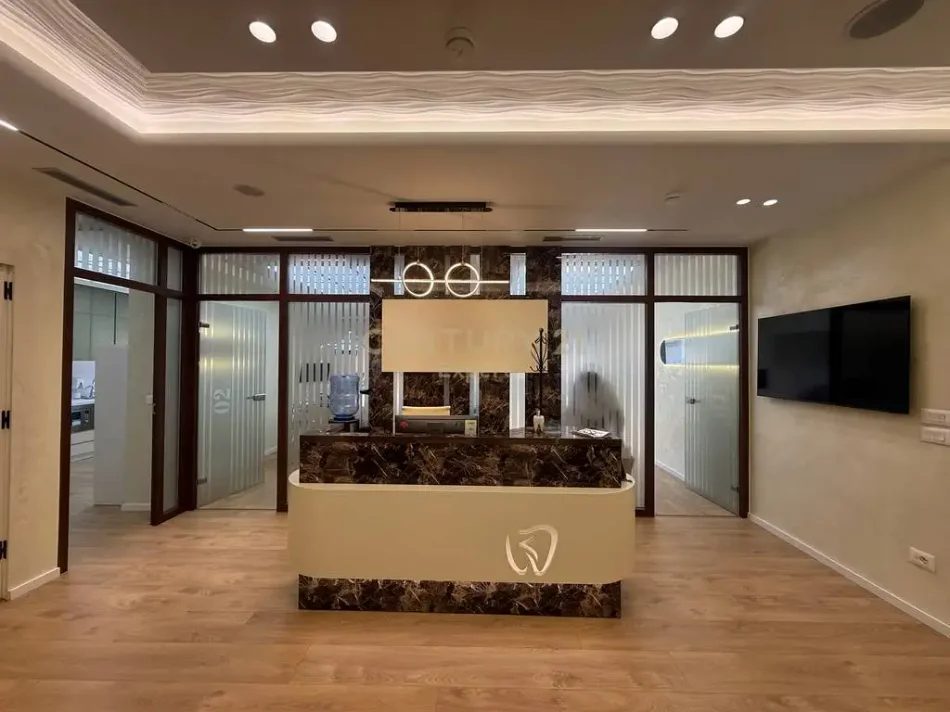 Tirane, shitet ambjent biznesi Kati 5, 140 m² 90.000 € (Zogu i Zi)