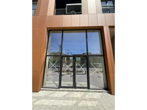 Tirane, shitet ambjent biznesi Kati 0, 141 m² 482.000 € (Rruga Jordan Misja)