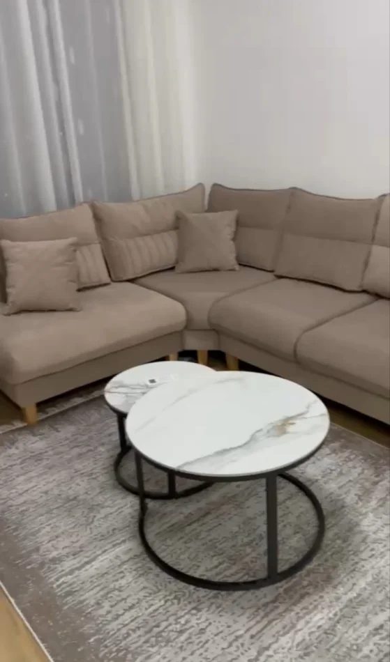 Tirane, jepet me qera apartament 2+1 Kati 9, 100 m² 600 € (Rruga 5 Maji)