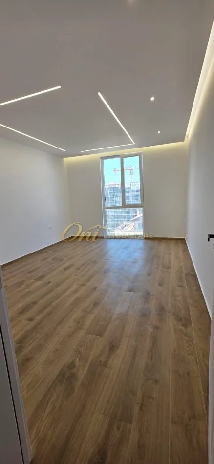 Tirane, shitet apartament 2+1 Kati 6, 99 m² 150.000 € (PASKUQAN)