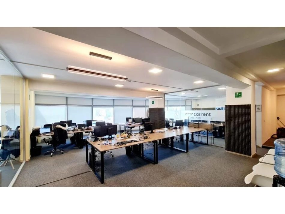 Tirane, shitet ambjent biznesi Kati 5, 290 m² 700.000 € (Rruga e Dibres)