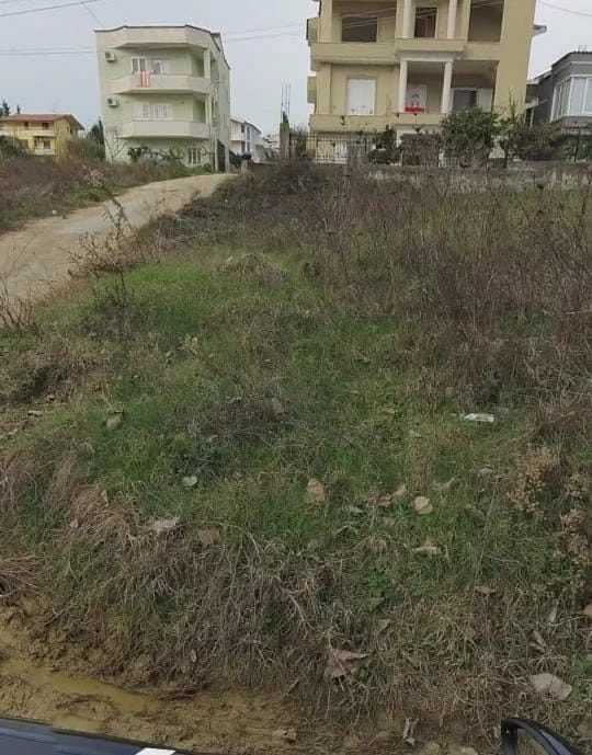 Tirane, shitet truall , 469 m² 164.000 € (Rruga Seit Gega)
