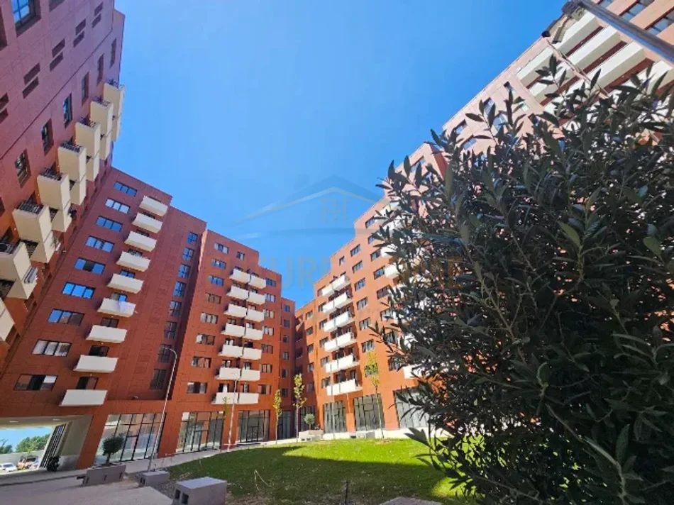 Tirane, shitet ambjent biznesi Kati 0, 70 m² 230.000 € (Unaza e Re, Kompleksi Urban Gate)