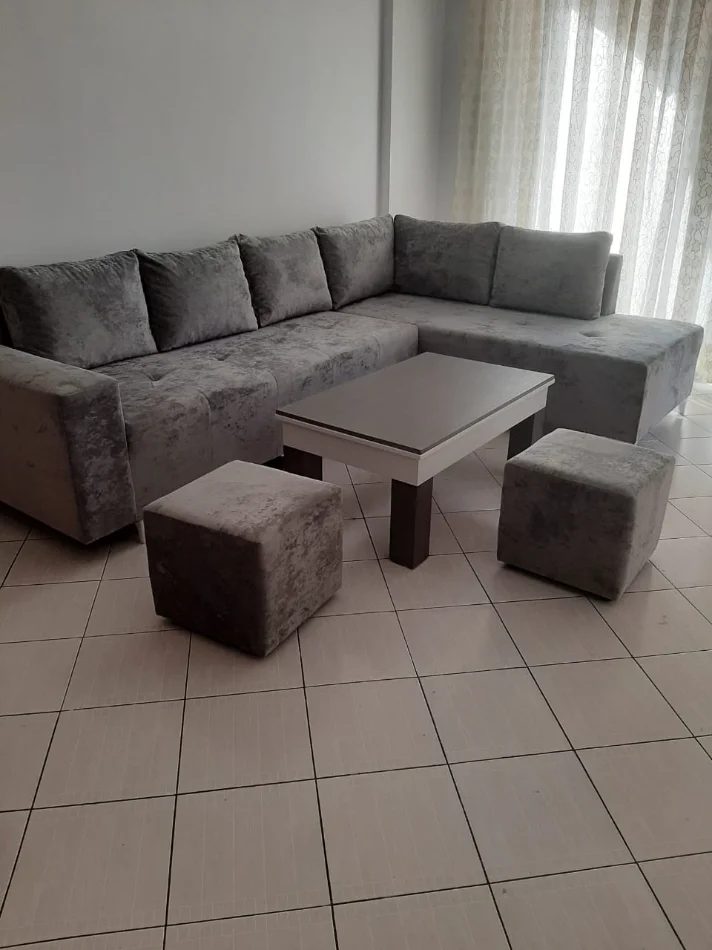 Tirane, jepet me qera apartament 2+1+Ballkon Kati 4, 85 m² 550 € (Astir)