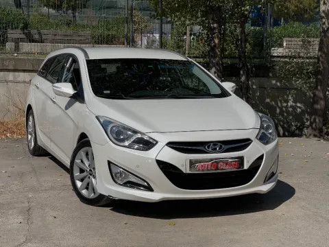Tirane, shes makine me portobagazh Hyundai I40 Nafte, e bardhë automatik Klima 164.000 km