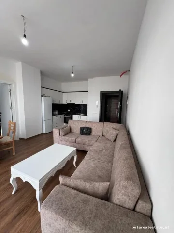 Tirane, jepet me qera apartament 2+1+Ballkon Kati 5, 75 m² 590 € (Paskuqan)