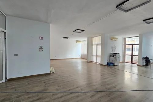 Tirane, jepet me qera zyre , (BLLOK) TIRANE