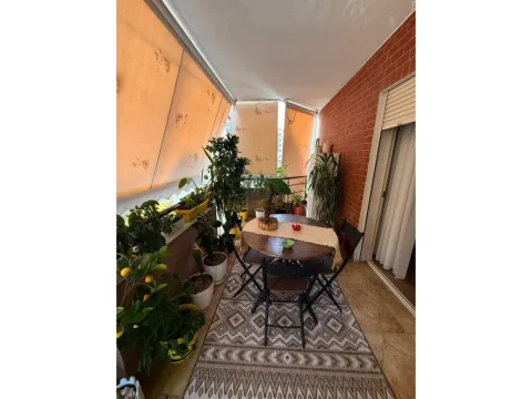 Tirane, jepet me qera apartament 1+1+Ballkon Kati 1, 66 m² 750 € (Kodra e Diellit)