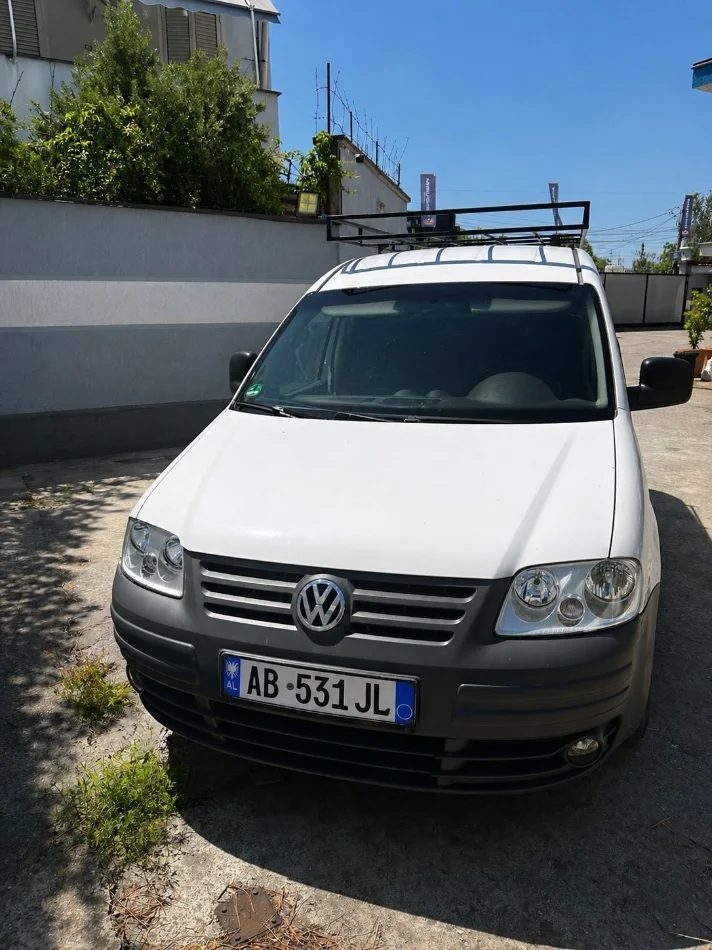 Tirane, Shitet - Volkswagen Caddy MAXI 1.9TDI 2008 - 6500 Euro