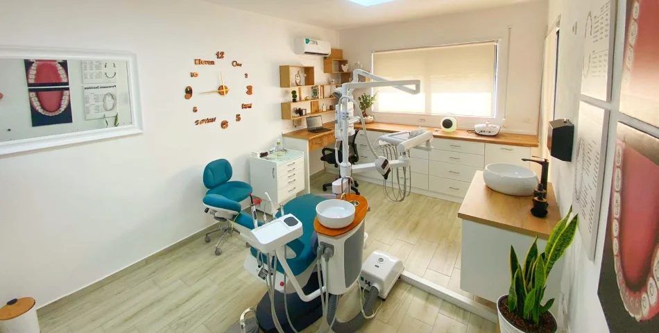 Durres, jepet me qera nga Pronari, pa-komision ambjent biznesi Kati 1, 80 m² 380 €