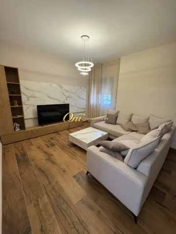 Tirane, shitet apartament 2+1 Kati 3, 109 m² 210.000 € (OASIS RESIDENCE)