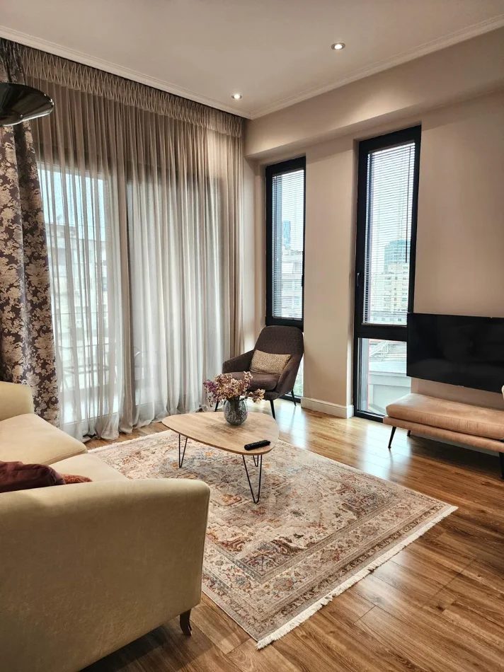 ME QERA: Apartament Luksoz 2+1+2WC | 110 m² | Park Gate – Rruga e Elbasanit / Ambasada Amerikane || 150,000 Leke/Muaj