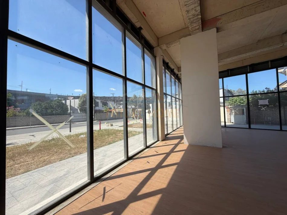 Tirane, jepet me qera ambjent biznesi Kati 0, 160 m² 3.950 € (Kompleksi Parallel Living Don Bosko)