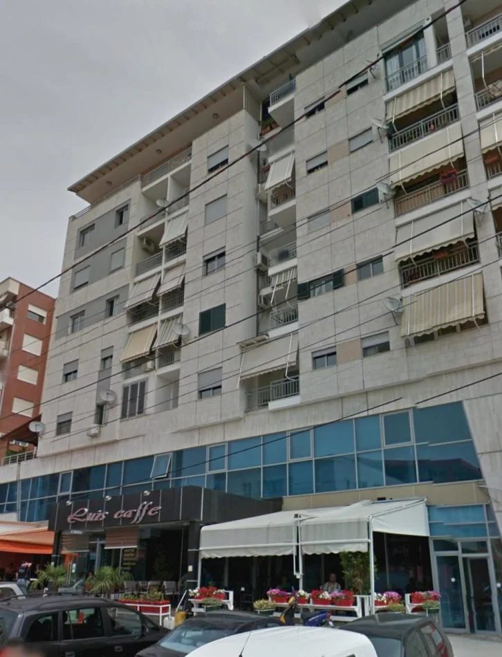 Tirane, shitet ambjent biznesi 83 m² 315000 € (Bulevardi Zhan d’Ark)