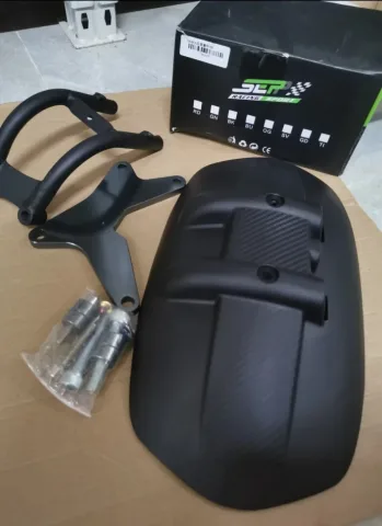 Yamaha nmax parafango e pasme , e zeze 35 €