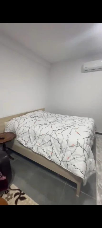 Tirane, jepet me qera apartament Studio Kati 1, 40 m² 300 € (Kodra e Diellit)