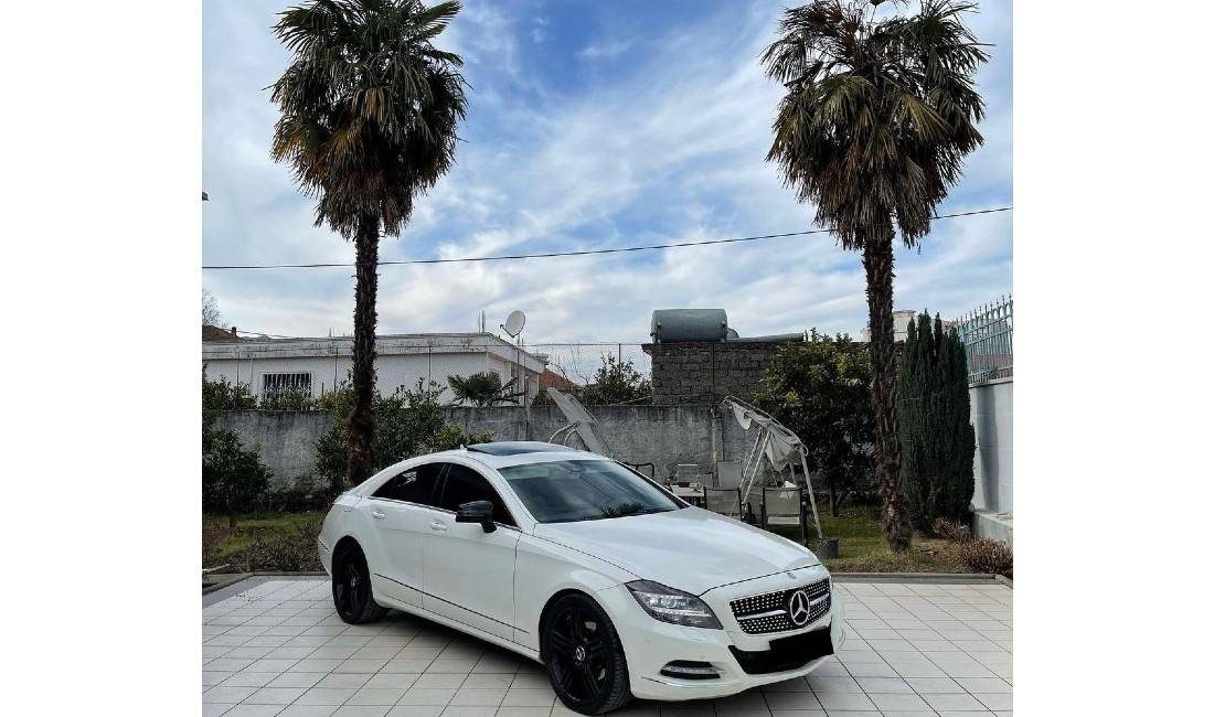 Jepet makina Mercedes Benz Cls me qera duke filluar nga 130 euro dita