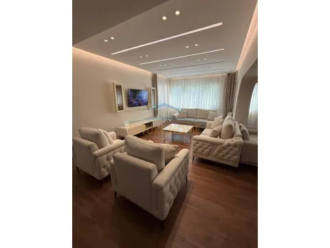 Qira, Apartament 2+1+2, Bllok