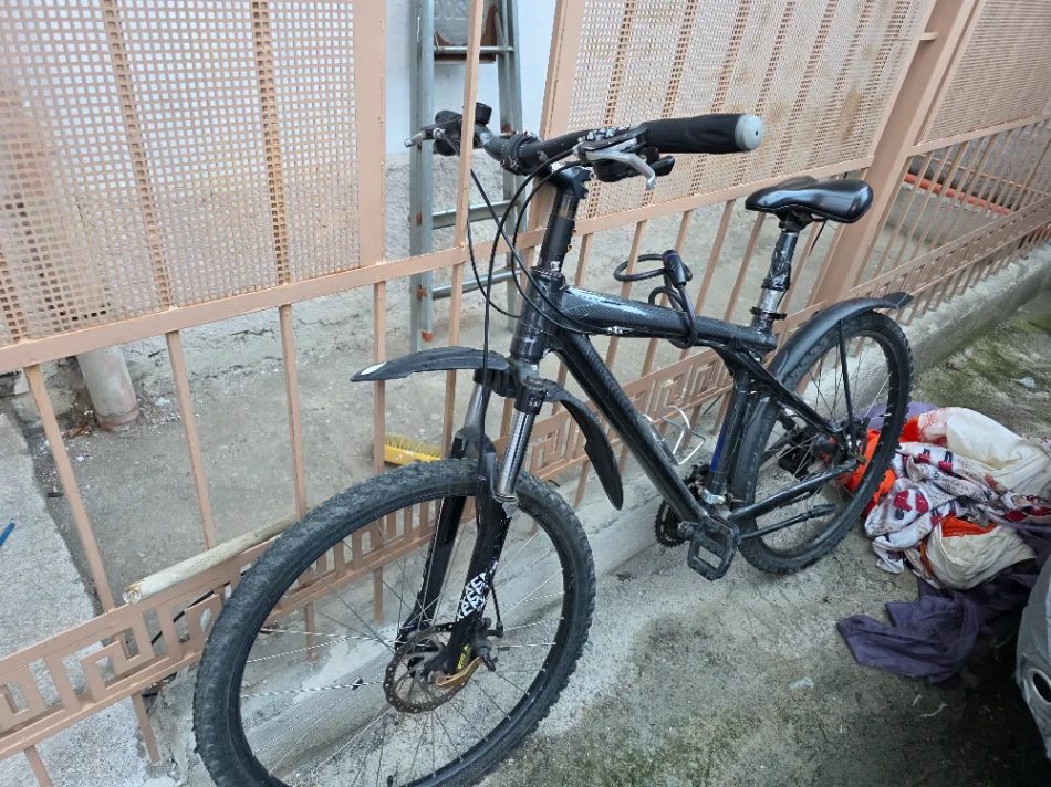 Tirane, shes biciklete Biciklete 26 GT Made in Usa e zeze 125 €