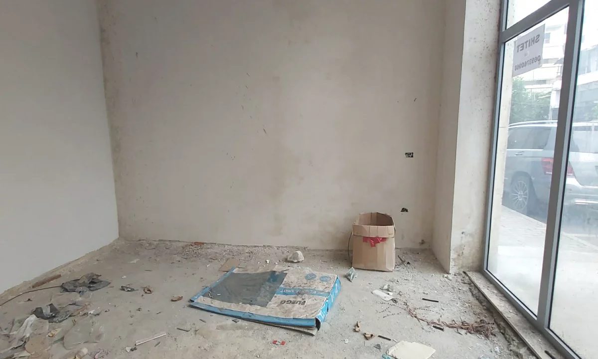 OKAZION! SHITET DYQAN 24 M2 - DON BOSKO