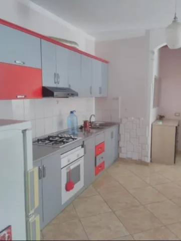 Tirane, shitet apartament 1+1 Kati 1, 59 m² 90.000 € (Rruga 26 Nentori Durres)