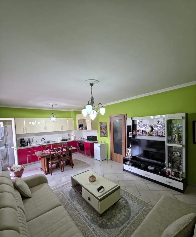 Tirane, jepet me qera apartament 2+1 Kati 6, 139 m² 270000 € (Don Bosko)