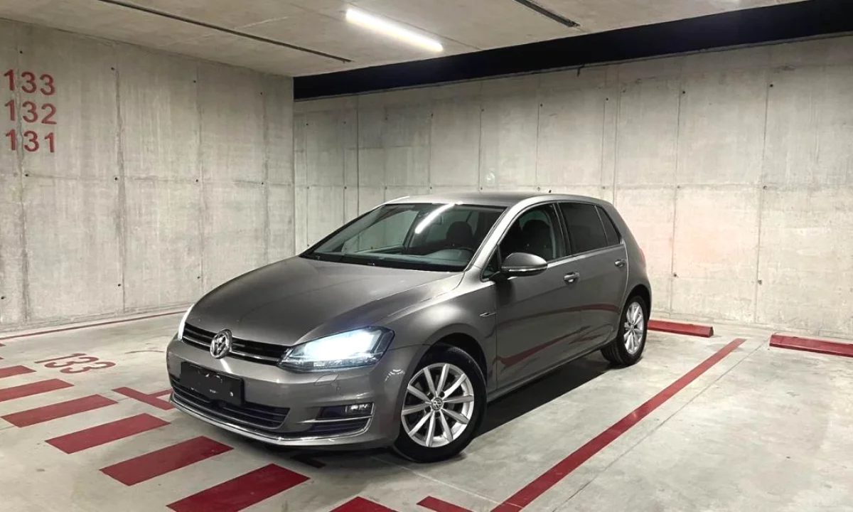 🚘 Makina me qera ne Rinas Tirane – Volkswagen Golf 7 2.0 Diesel | duke filluar nga 45 euro dita
