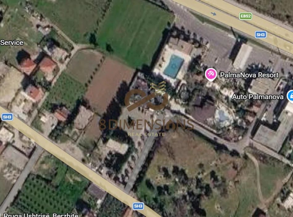 Tirane, shitet toke , 500 m² 103.000 € (berzhite)