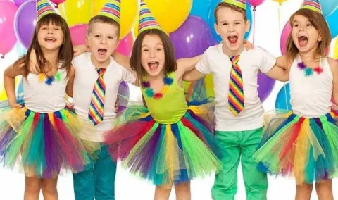 Organizime festash ofron dekore mahnites per Ditelindje, Baby Shower, Festen e Abetares, Krishtelindje, Vitin e Ri etj.