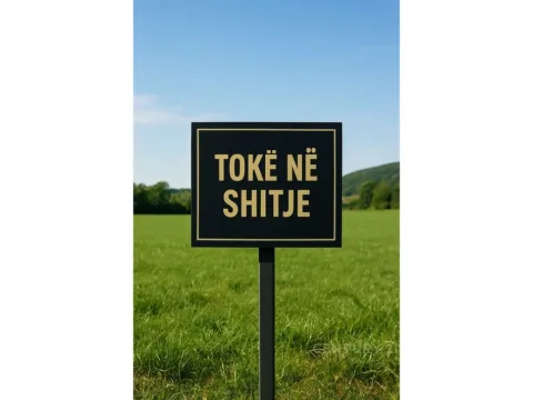 Tirane, shitet toke , 1.000 m² 90.000 € (VAQARR)