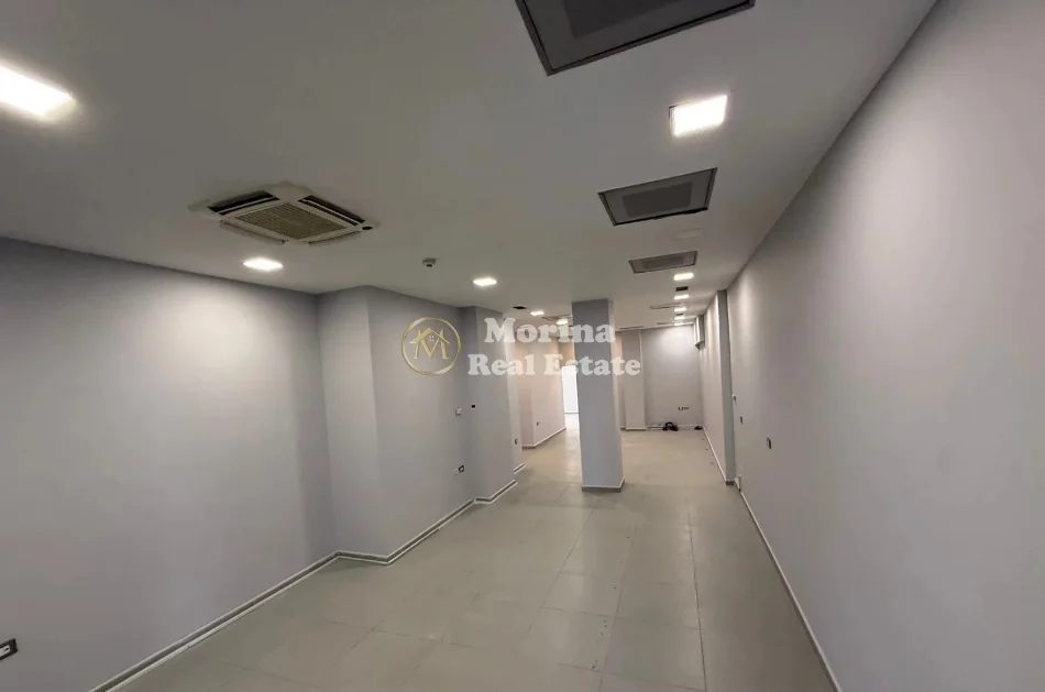 Tirane, shitet ambjent biznesi Kati 2, 916 m² 2.244.200 € (Rruga e Kavajes)