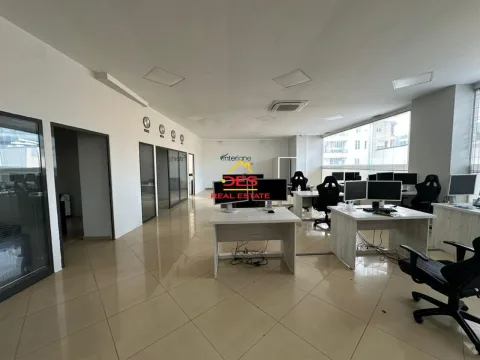🆕⚡️JEPET AMBIENT BIZNESI ME QIRA NË QENDËR TË QYTETIT,ELBAS